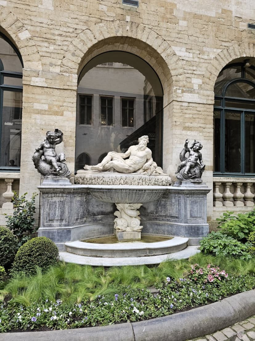 Фотография поста